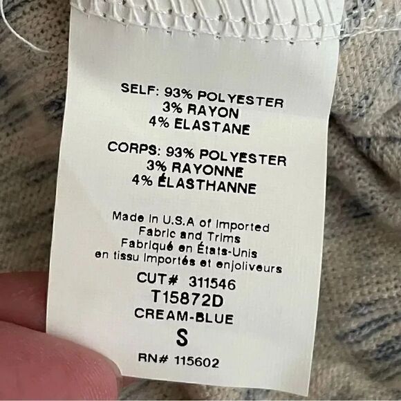 LUSH  DRAWISTRING TNECK TOP
CREAM  BLUE Cropped Long Sleeves Soft Womens S - Picture 12 of 16